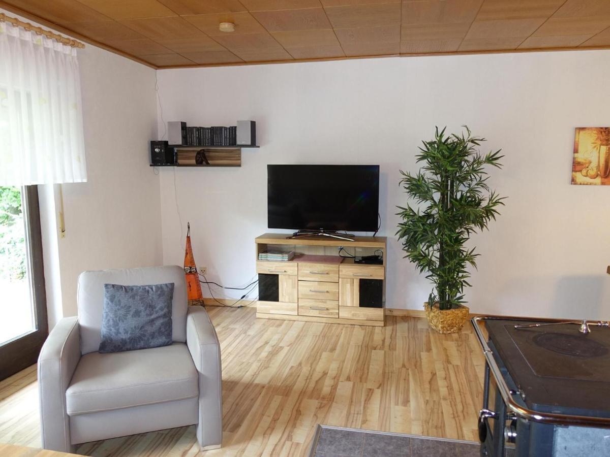 Idyllic Bungalow In Feusdorf With Forest View Екстериор снимка